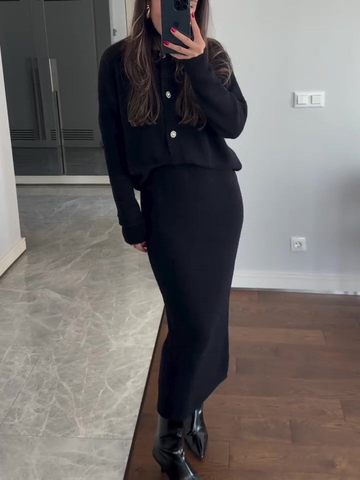 skirt suit